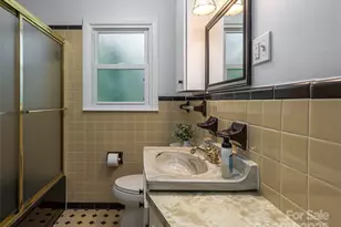 3 Valley Ln, Asheville, NC 28804 - Photo 21