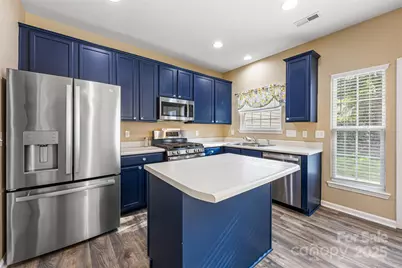 128 Autumn Falls Drive, Lake Wylie, SC 29710 - Photo 9