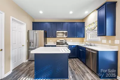 128 Autumn Falls Drive, Lake Wylie, SC 29710 - Photo 11