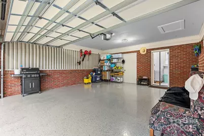 2761 Highland Avenue NE, Hickory, NC 28601 - Photo 25