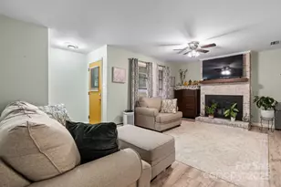 2761 Highland Ave NE, Hickory, NC 28601 - Photo 5