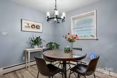 2761 Highland Avenue NE, Hickory, NC 28601 - Photo 11