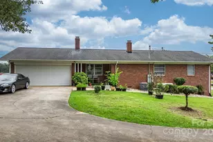 2761 Highland Ave NE, Hickory, NC 28601 - Photo 31