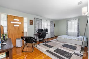 2761 Highland Ave NE, Hickory, NC 28601 - Photo 7