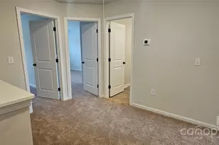 1986 W Davidson Ave, Gastonia, NC 28052 - Photo 9