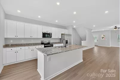 1990 W Davidson Avenue, Gastonia, NC 28052 - Photo 11