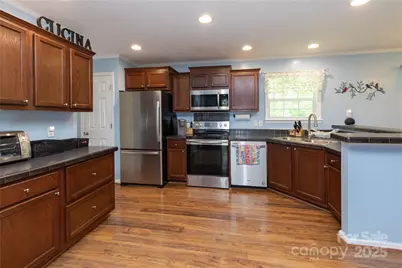 100 Susanna Cove Road, Mars Hill, NC 28754 - Photo 9