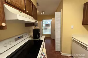 1034 Sardis Cove Dr, Charlotte, NC 28270 - Photo 19