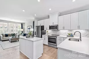 1324 Gleason Wy, Charlotte, NC 28217 - Photo 5