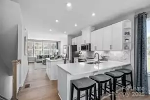 1324 Gleason Wy, Charlotte, NC 28217 - Photo 7