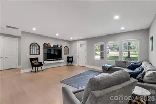 152 Reading St, York, SC 29745 - Photo 7