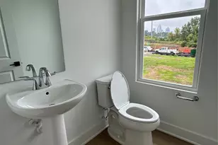 1111 Kokomo Ln, Charlotte, NC 28206 - Photo 11