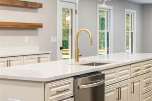 118 Rugby Forest Ln, Hendersonville, NC 28791 - Photo 15