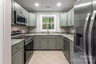 118 Rugby Forest Ln, Hendersonville, NC 28791 - Photo 35