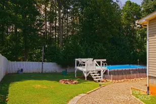 7010 Executive Cir, Denver, NC 28037 - Photo 17