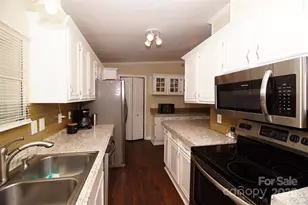 7010 Executive Cir, Denver, NC 28037 - Photo 5