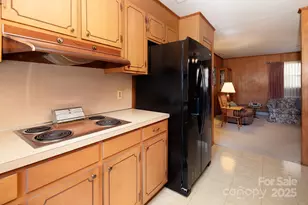 2218 Woodcrest Dr, Kannapolis, NC 28081 - Photo 15