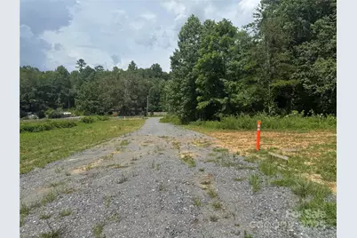 1829 Blowing Rock Boulevard, Lenoir, NC 28645 - Photo 9