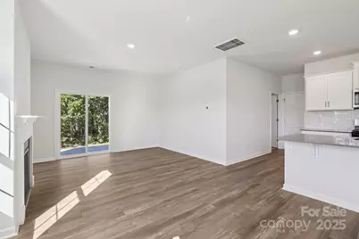 3659 Charles Street NW, Conover, NC 28613 - Photo 5