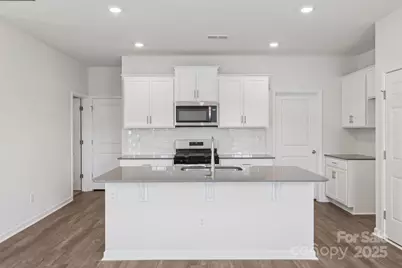 3659 Charles Street NW, Conover, NC 28613 - Photo 9