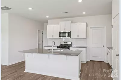 3659 Charles Street NW, Conover, NC 28613 - Photo 7