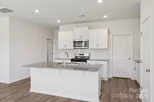 3659 Charles St NW, Conover, NC 28613 - Photo 7