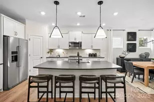 5843 Stewarts Lndg Rd, Charlotte, NC 28215 - Photo 3