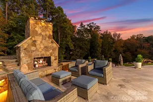 2723 Providence Pine Ln, Charlotte, NC 28270 - Photo 33