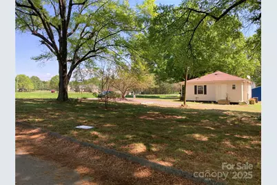 109 Barrett Street, Cherryville, NC 28021 - Photo 5