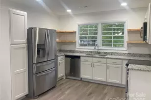 109 Barrett St, Cherryville, NC 28021 - Photo 9