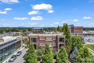 203 6th Ave W, Hendersonville, NC 28739 - Photo 27