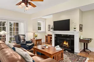 203 6th Ave W, Hendersonville, NC 28739 - Photo 1