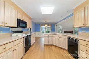 415 N Greenbriar Rd, Statesville, NC 28625 - Photo 13