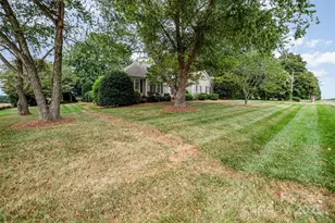 415 N Greenbriar Rd, Statesville, NC 28625 - Photo 27