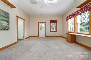 415 N Greenbriar Rd, Statesville, NC 28625 - Photo 23