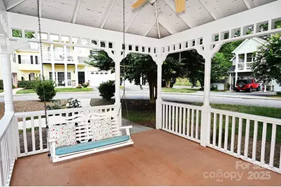 1384 21st Avenue NE, Hickory, NC 28601 - Photo 7