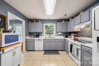 60 Southchase Drive, Fletcher, NC 28732 - Photo 5