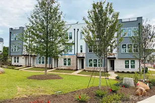 4332 Honeywalk Ln, Charlotte, NC 28278 - Photo 5