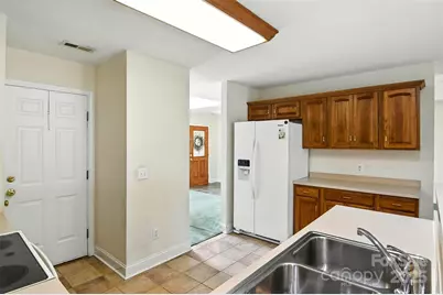 3131 9th Street Drive NE #53, Hickory, NC 28601 - Photo 13