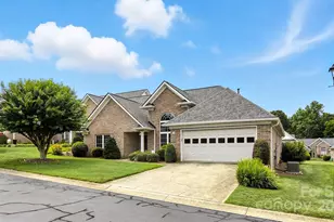 3131 9th Street Drive NE, Hickory, NC 28601 - Photo 3