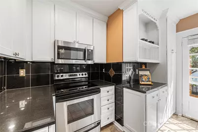 2029 Charlotte Drive, Charlotte, NC 28203 - Photo 15