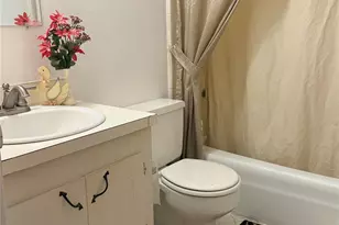 915 Eaglewood Ave, Charlotte, NC 28212 - Photo 9