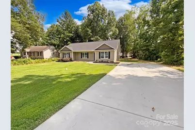 5142 Sedgefield Drive, Lancaster, SC 29720 - Photo 9