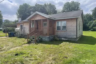 49 Robinson St, Waynesville, NC 28786 - Photo 3