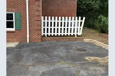 308 Mulberry Street SW, Lenoir, NC 28645 - Photo 5