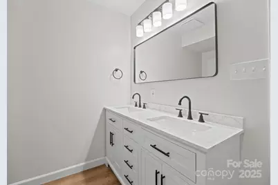 1017 21st Avenue NE, Hickory, NC 28601 - Photo 23