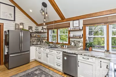 25 View Ridge Parkway, Leicester, NC 28748 - Photo 15