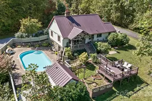 25 View Ridge Pkwy, Leicester, NC 28748 - Photo 5