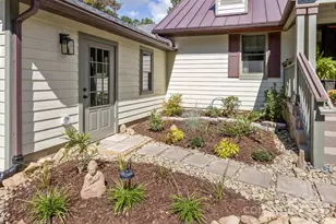 25 View Ridge Pkwy, Leicester, NC 28748 - Photo 7