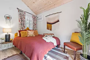 43 Polly Spout Rd, Marion, NC 28752 - Photo 25